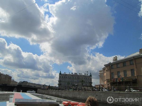 Экскурсия по Неве и каналам Северная Венеция (Россия, Санкт-Петербург) фото