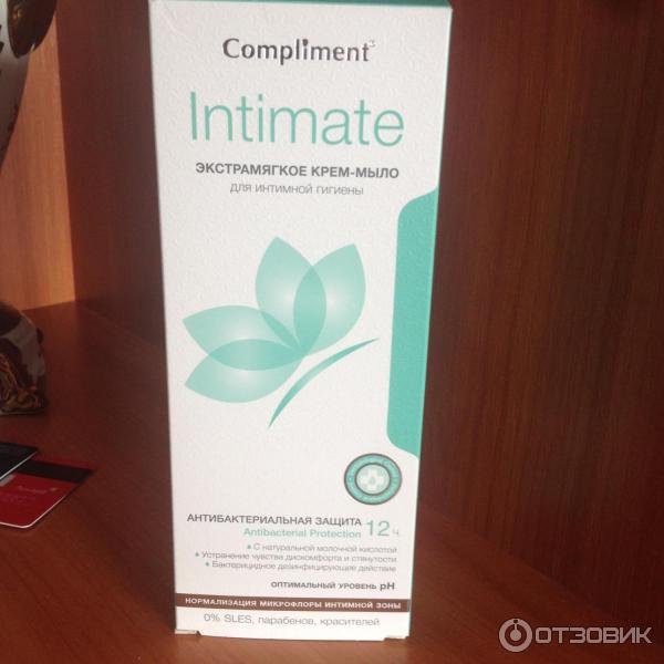 Экстрамягкое крем-мыло для интимной гигиены Compliment Intimate фото