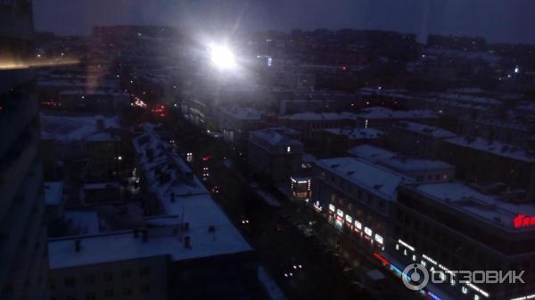 вид из окна поздним вечером