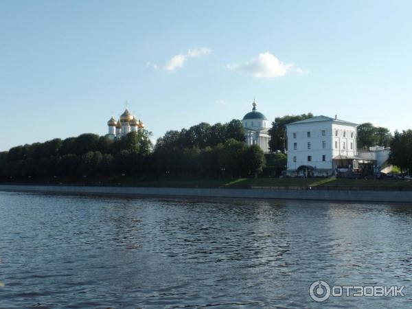 Прогулка на теплоходе Москва по реке Волге (Россия, Ярославль) фото