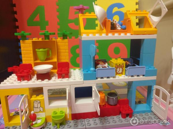 Конструктор Lego Duplo Семейный дом