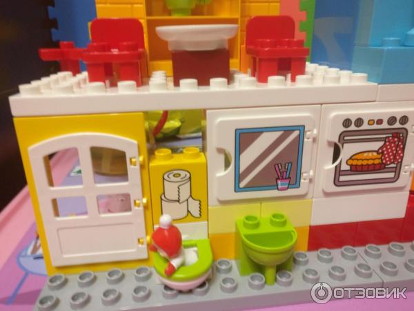 Конструктор Lego Duplo Семейный дом