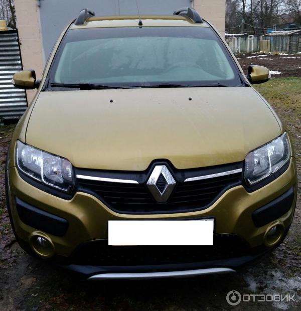 Автомобиль Renault Sandero Stepway хэтчбэк фото