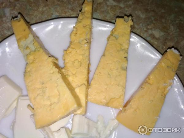 Сыр с плесенью Lazur Золотистый фото