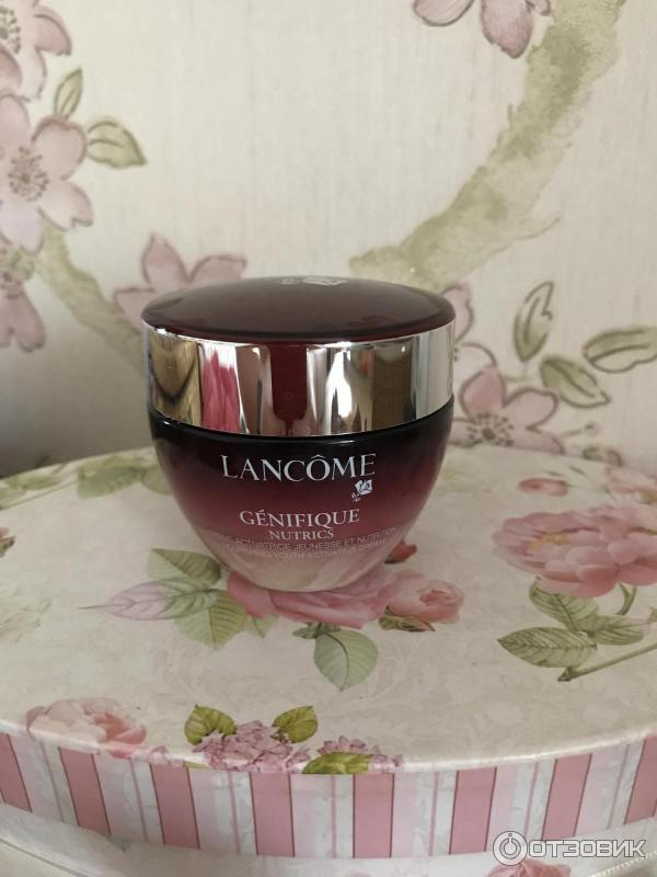 Питательный крем-активатор молодости кожи Lancome Genifique Nutrics фото