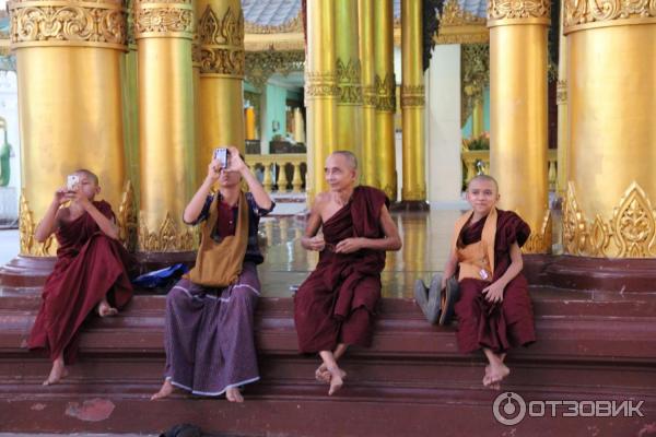 Пагода Shwedagon (Мьянма, Янгон) фото