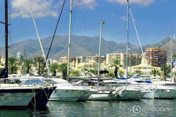 Экскурсия в порт Puerto Marina (Испания, Бенальмадена) фото