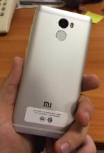 Смартфон Xiaomi Redmi 4 фото