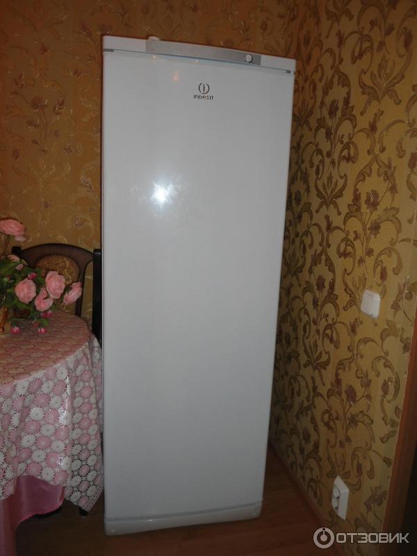 Морозильник Indesit SFR 167