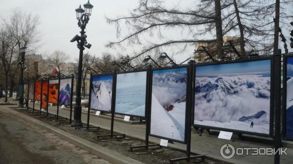 Фотовыставка Алексея Харина Стереотип величия и Александра Самсонова Перспектива вечности в вернисаже на Тверском бульваре