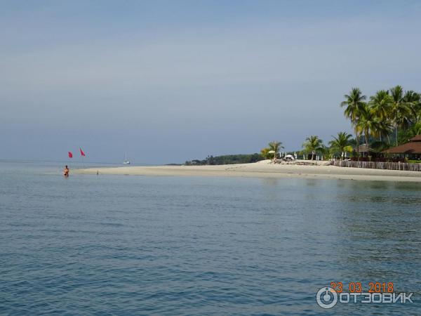 Пляж отеля Sivalai Beach Resort. Koh Mook, Таиланд.