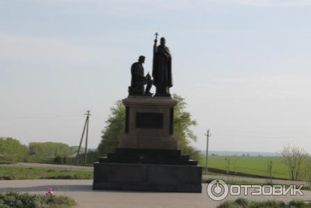 памятник Преподобному Сергию Радонежскому и князю Дмитрию Донскому за спасение святой Руси