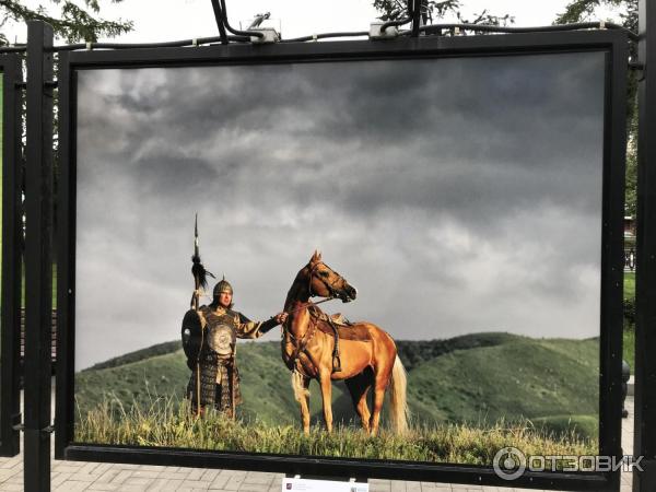 Фотовыставка Лошади мира на Тверском бульваре (Россия, Москва)