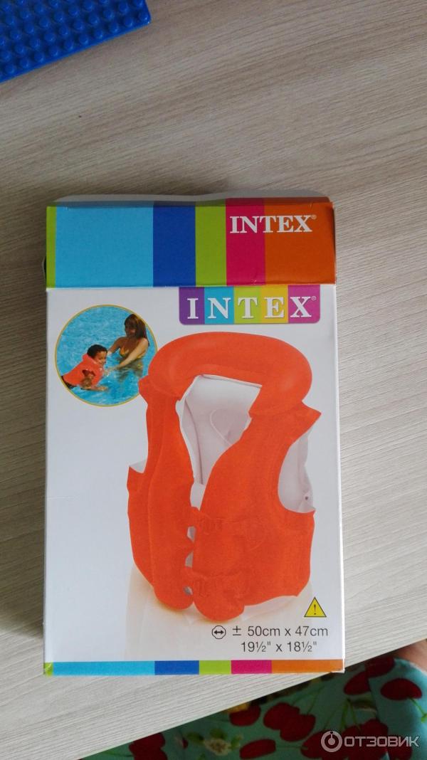 Жилет детский надувной Intex Deluxe Swim Vest фото