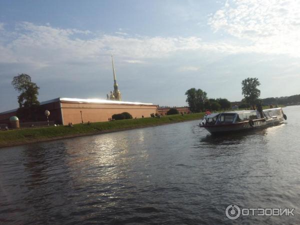 Водные экскурсии по Санкт-Петербургу