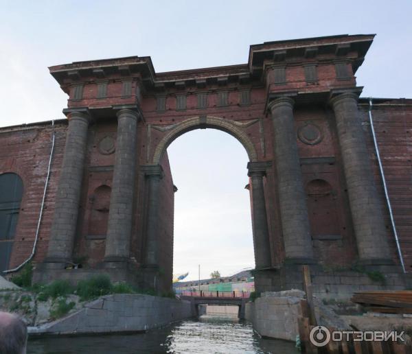 Водные экскурсии по Санкт-Петербургу