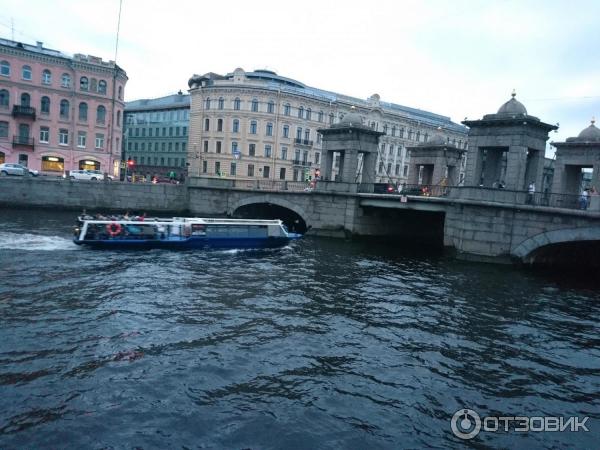 Водные экскурсии по Санкт-Петербургу