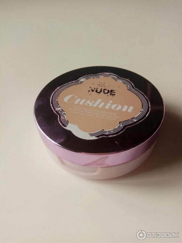 Кушон L'Oreal Nude Magique Cushion фото