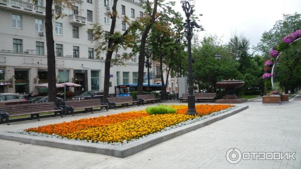 Фотовыставка Геннадия Юсина Мир цвета на Тверском бульваре (Россия, Москва)