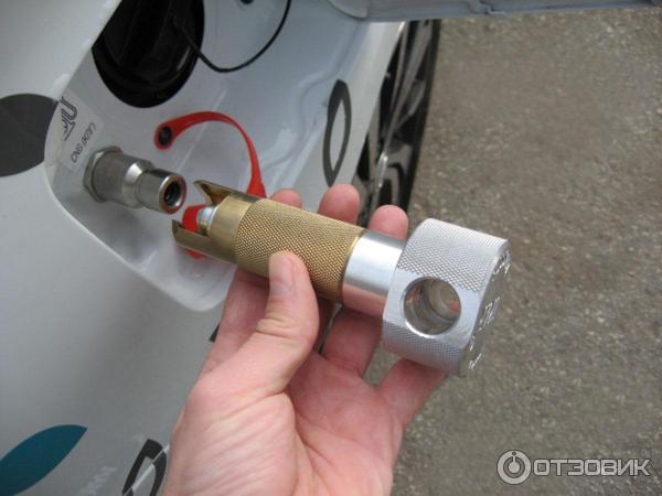 Автомобиль Lada Vesta CNG битопливный седан фото