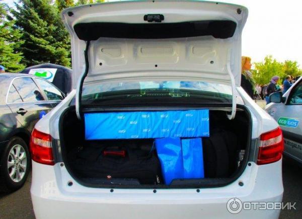 Автомобиль Lada Vesta CNG битопливный седан фото