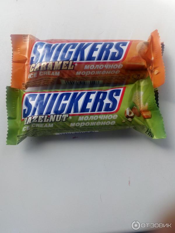 Мороженое snickers с карамелью и лесными орехами фото