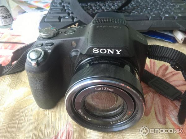 Цифровой фотоаппарат Sony Cyber-shot DSC-HX100V