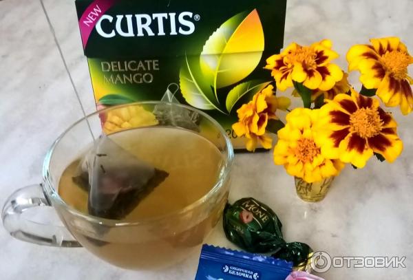 Зеленый чай в пирамидках Curtis Delicate Mango фото