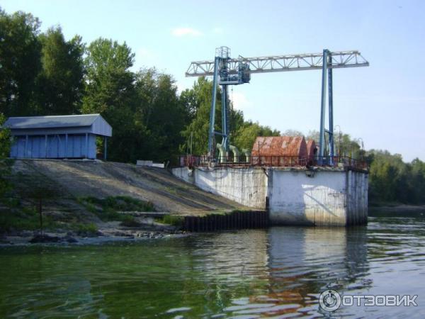 Прогулка на теплоходе Москва по реке Волге (Россия, Ярославль) фото