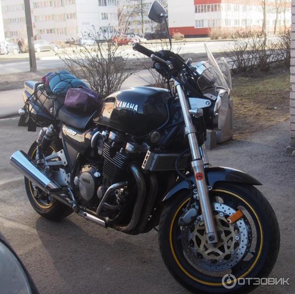 Мотоцикл Yamaha XJR 1200 фото