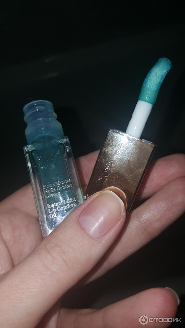 Масло для губ Clarins Eclat minute Huile Instant Light Lip Comfort oil фото