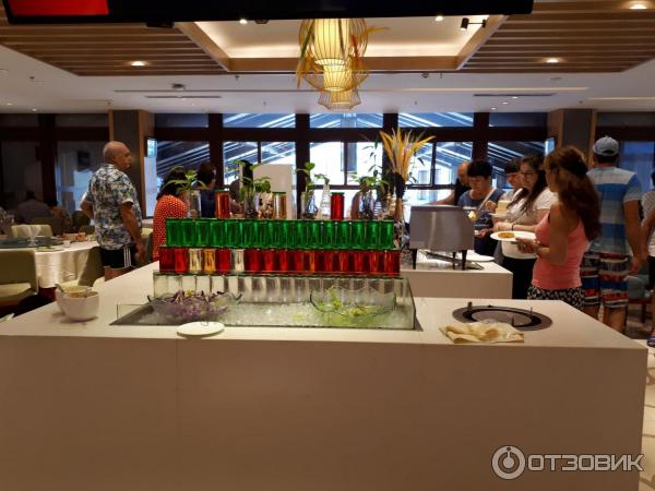 Отель RoEasy Hospitality Hotel Sanya 4* (Китай, о. Хайнань) фото