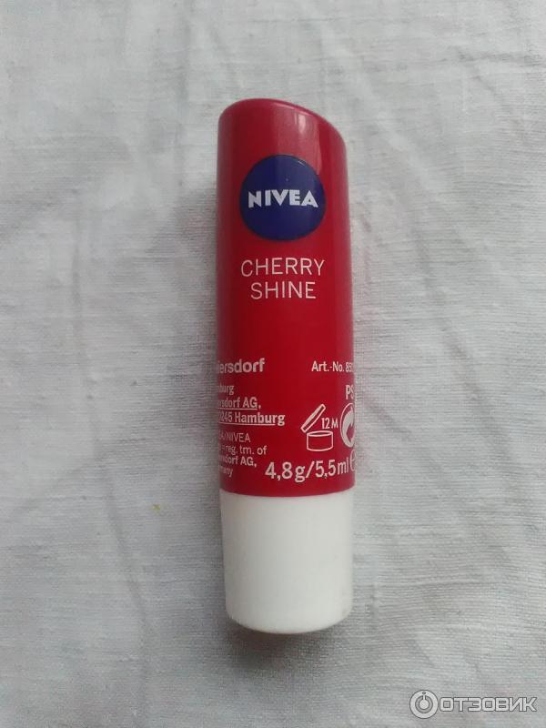 Бальзам для губ Nivea Фруктовое сияние Вишня фото