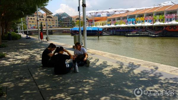 Набережная Clarke Quay в Сингапуре