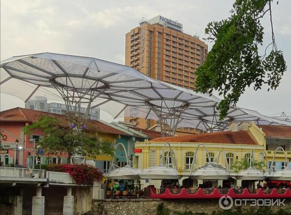 Набережная Clarke Quay в Сингапуре