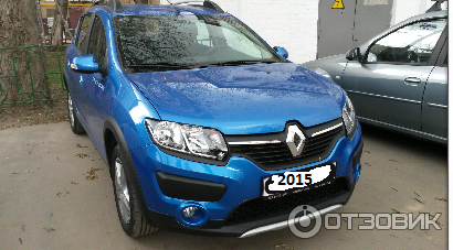 Автомобиль Renault Sandero Stepway хэтчбэк фото