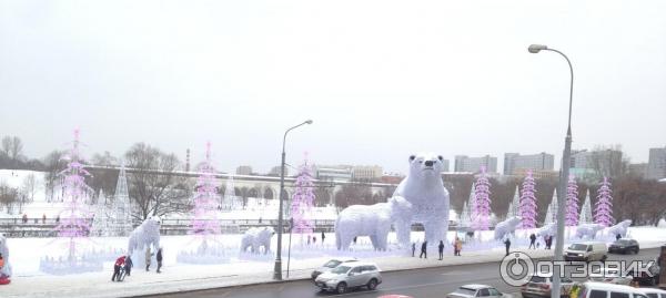 Парк у Ростокинского акведука.