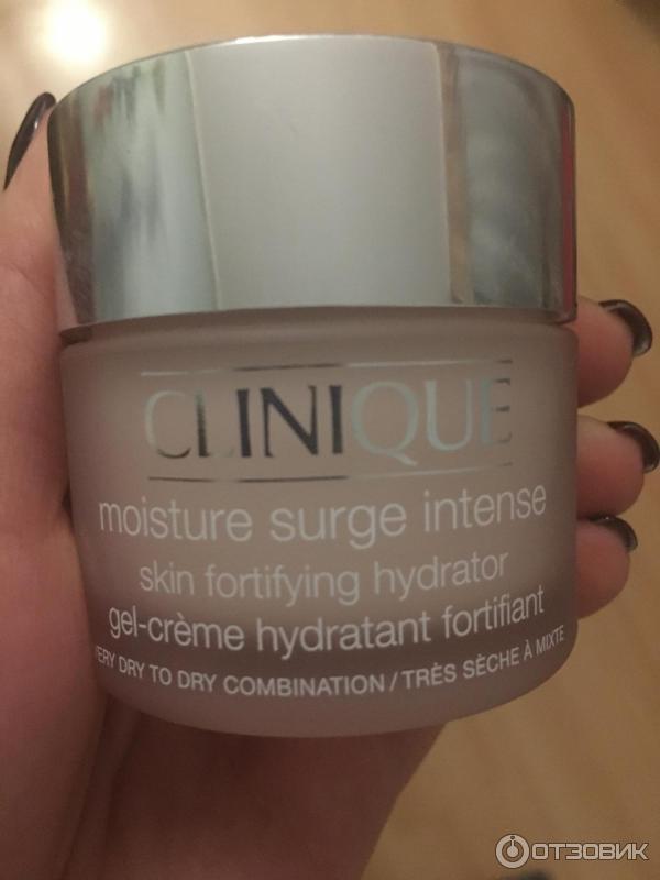 Интенсивно увлажняющий крем Clinique Moisture Surge Intense фото