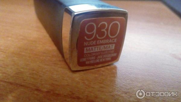 Губная помада Maybelline Color Sensational Creamy Mattes фото