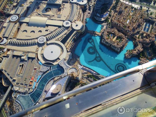 Небоскреб Burj Khalifa (ОАЭ, Дубай) фото