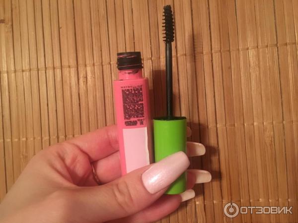 Тушь для ресниц Maybelline New York Great Lash Blackest Black Mascara фото