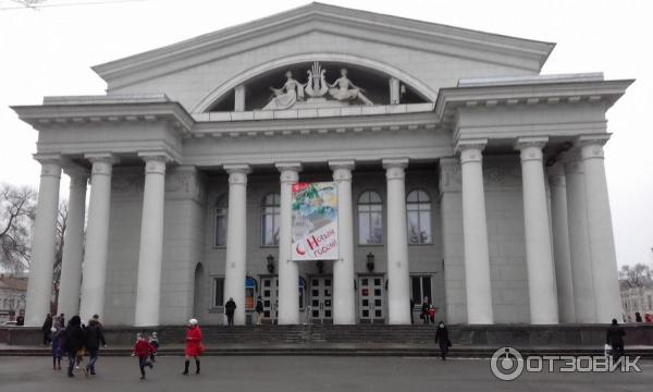 Опера-мюзикл Волшебник Изумрудного города - Театр оперы и балета (Россия, Саратов) фото