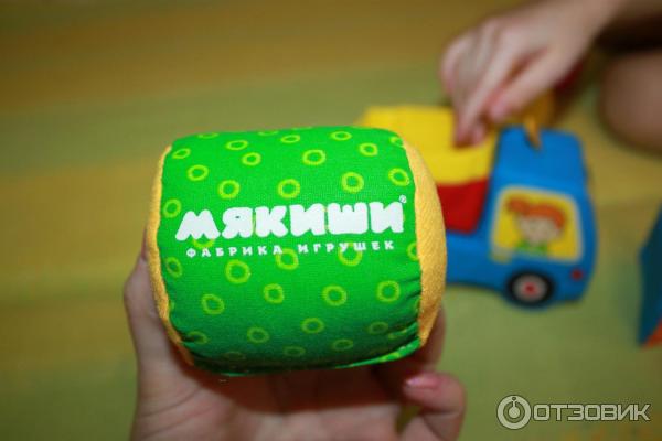 Игрушка мини-конструктор Мякиши Светофор фото