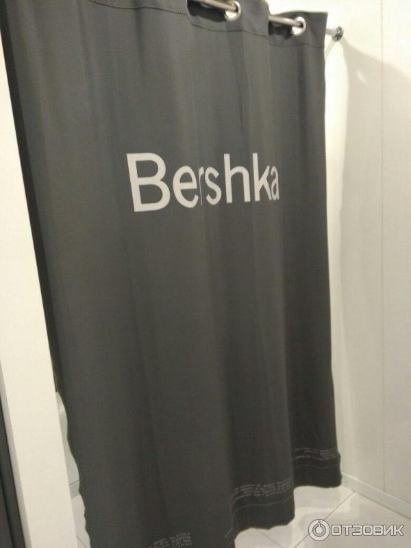 Магазин одежды Bershka (Россия, Москва) фото