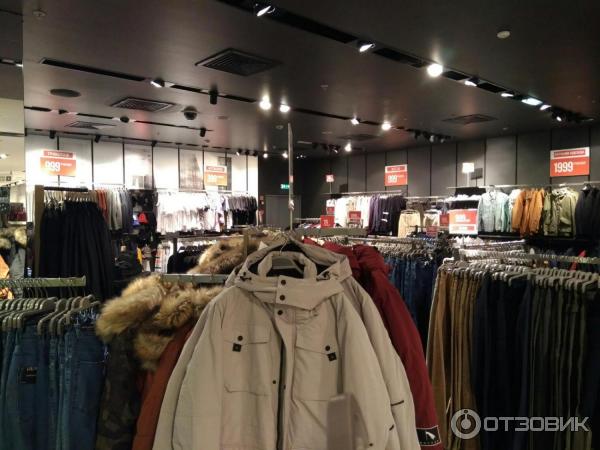 Магазин одежды Bershka (Россия, Москва) фото