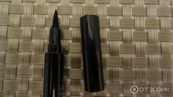 Подводка-фломастер Pupa Vamp Stylo Liner фото