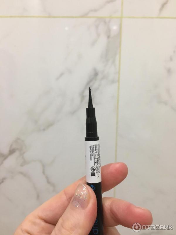 Подводка для глаз Essence Superfine Eyeliner Pen фото