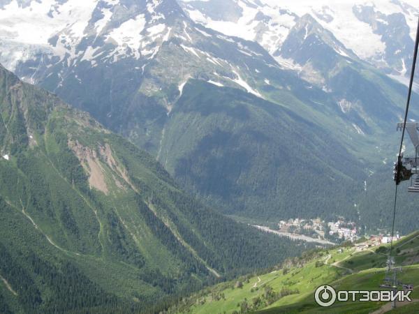 Канатная дорога в пос. Домбай (Россия, Карачаево-Черкессия) фото