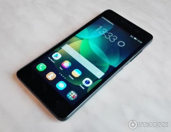 экран смартфона Huawei Honor 4C