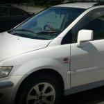 Автомобиль Mitsubishi Chariot Grandis минивэн фото
